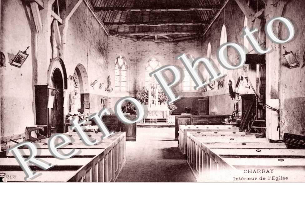 Interieur de l'eglise