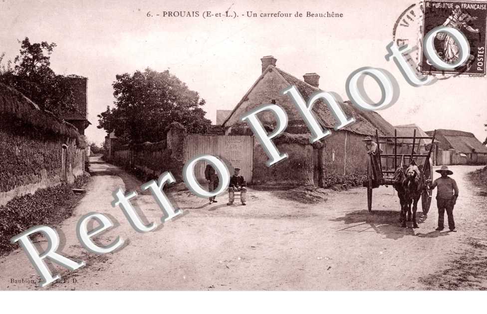 Prouais - carrefour de Beauchene