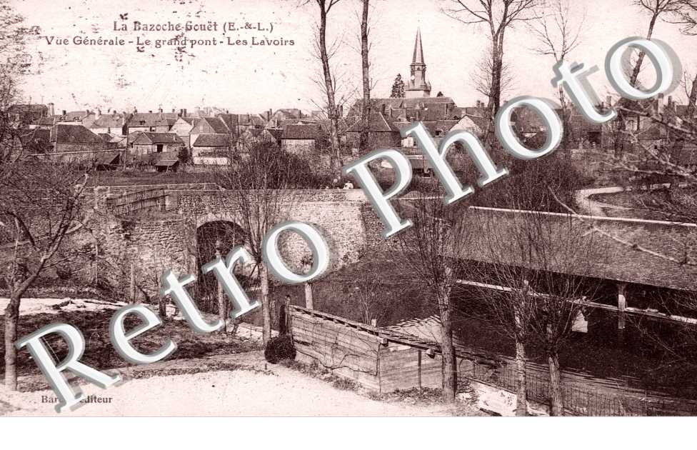 Vue generale, le Grand Pont et les Lavoirs