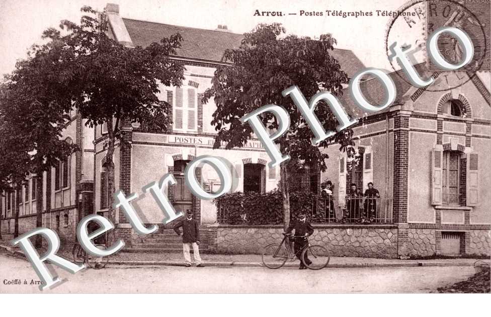 Postes telegraphes telephone