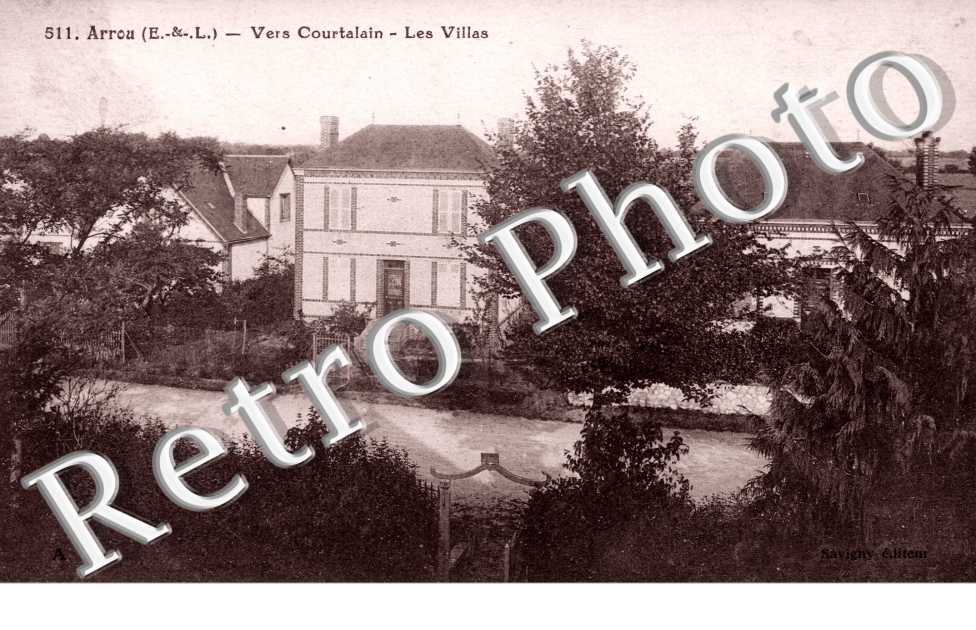 Vers Courtalain - les villas