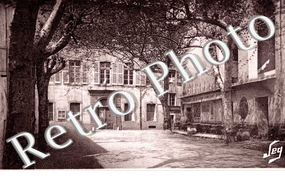 La sous-prefecture - avenue Jeanne d'Arc