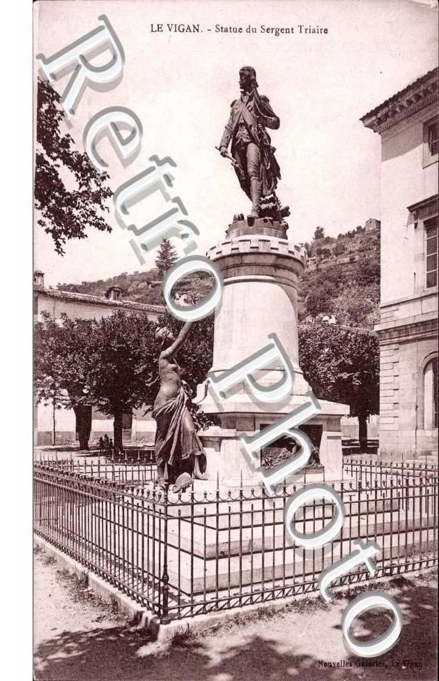Statue  du Sergent Triaire