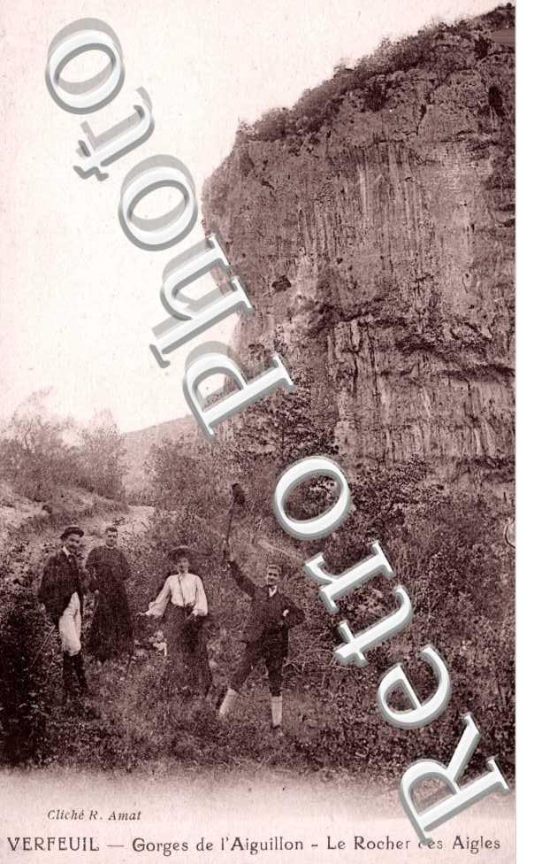 Gorges de l'Aiguillon Le rocher des Aigles