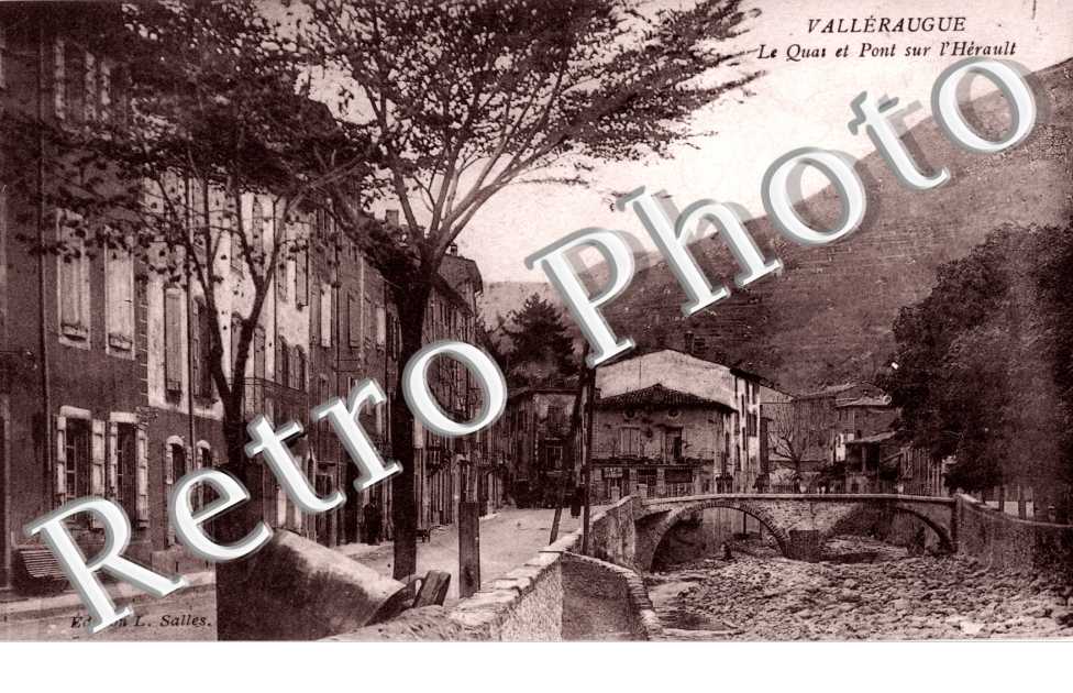 le quai et pont sur l'herault