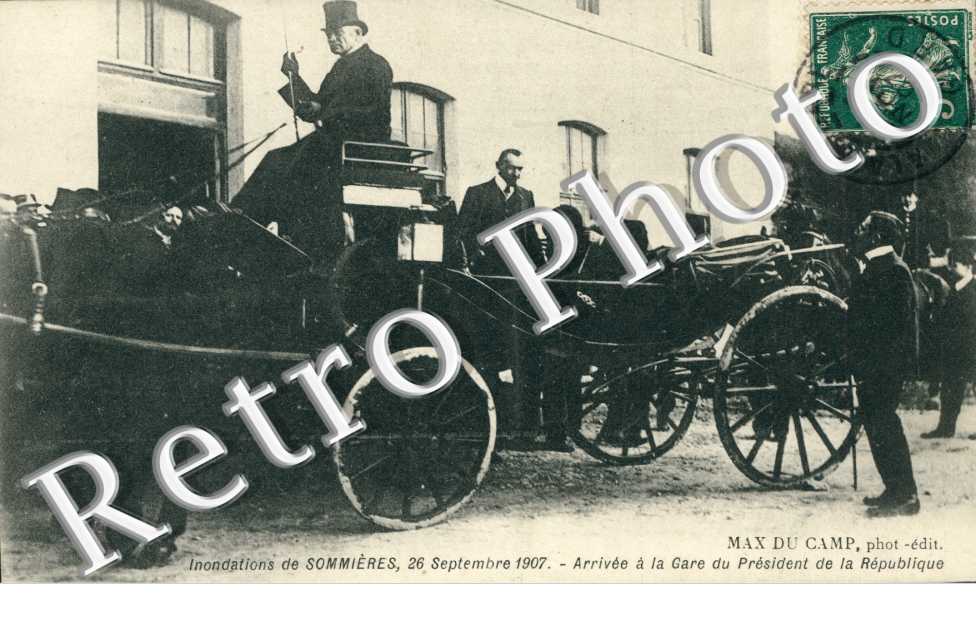 inondation 26 sept 1907  arrivee a la gare du president de la Republique