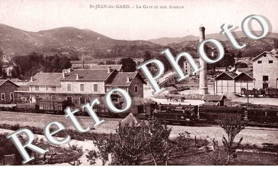 La gare et son avenue