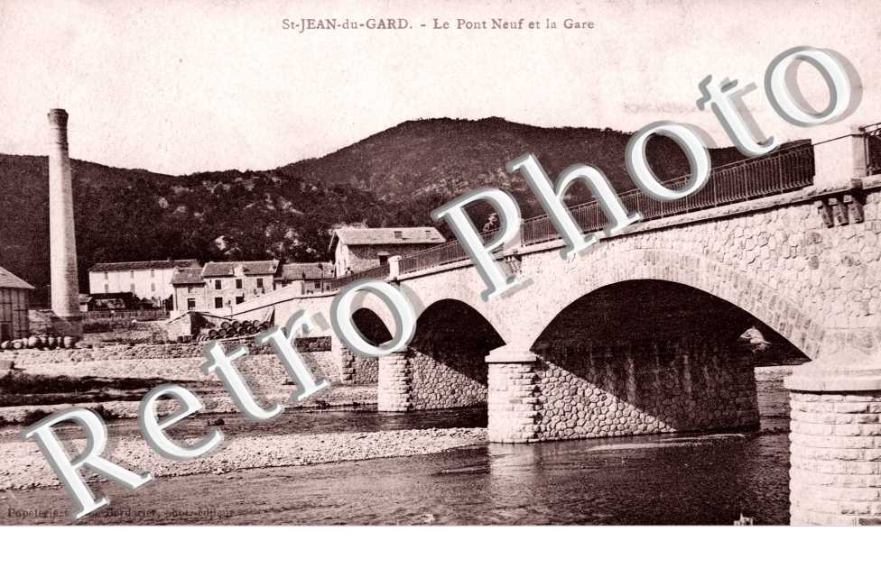 Le Pont neuf et la gare