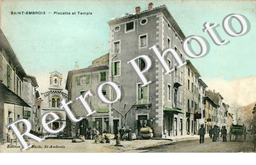 placette et temple (couleur)