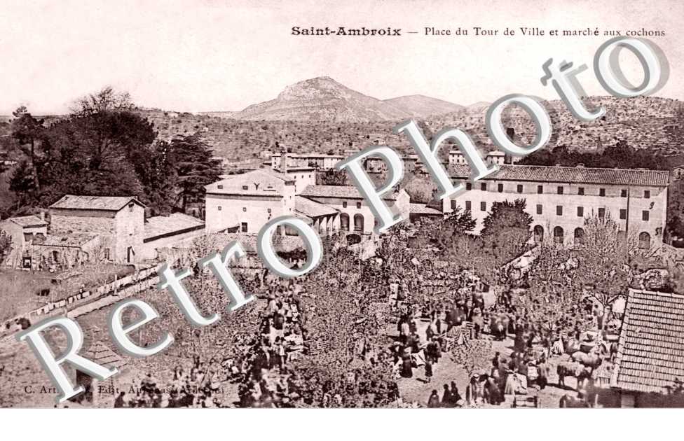 Place du tour de ville et marche aux cochons