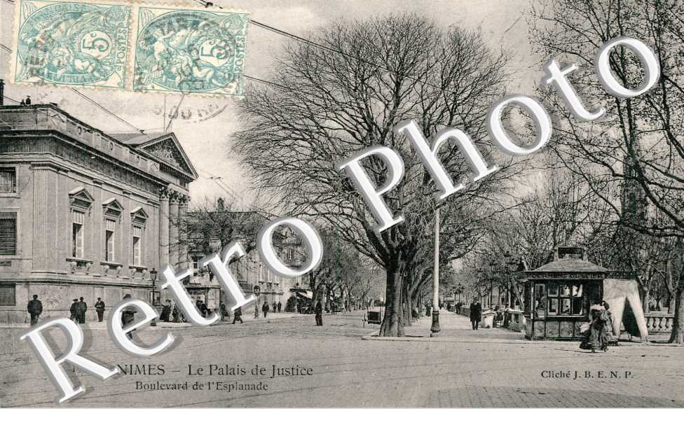 Boulevard de l'Esplanade le Palais de Justice