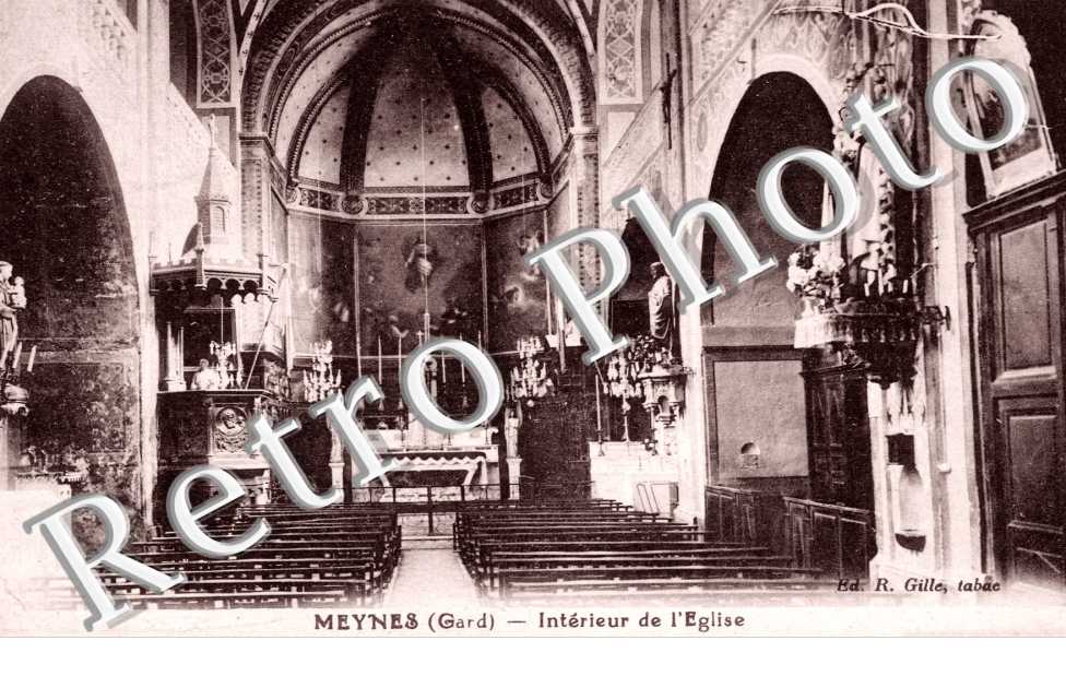 Interieur de l'eglise
