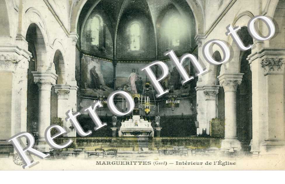 Interieur de l'eglise