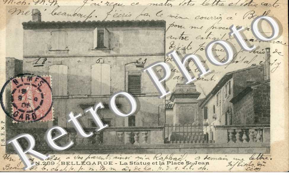 Statue et la place St-Jean