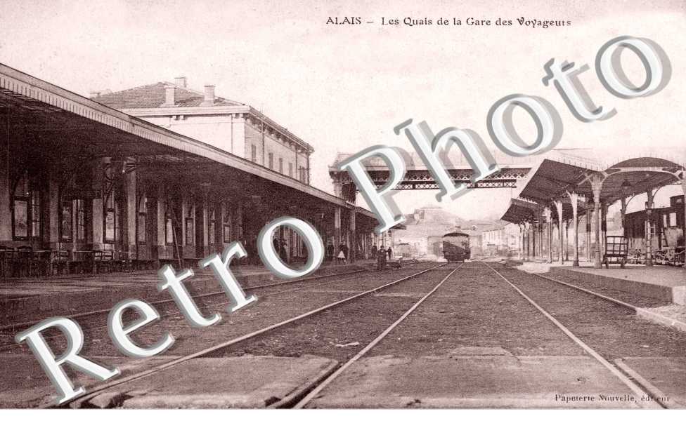 les quais de la gare des voyageurs