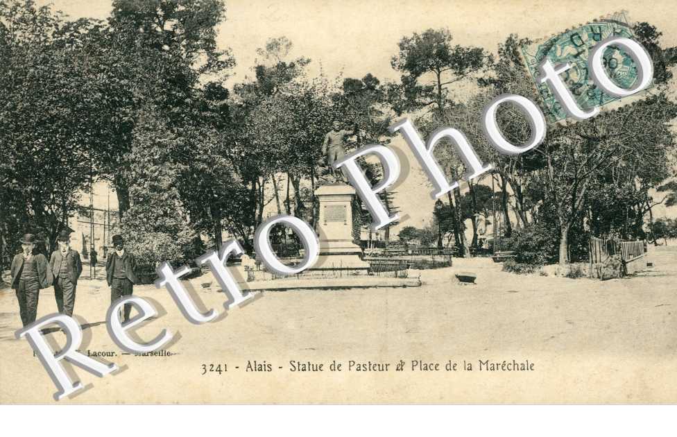 statue de pasteur et place de la marechale