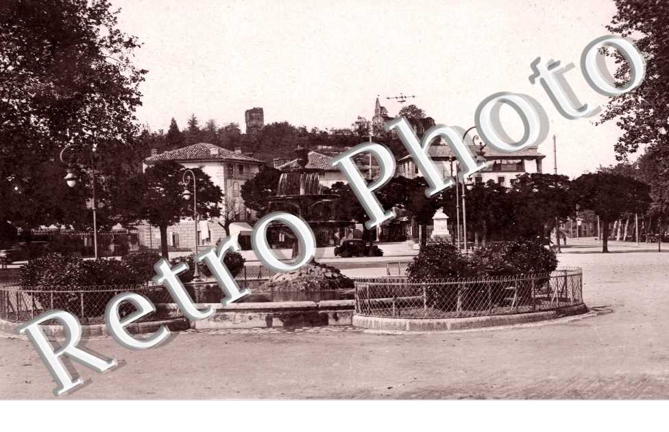 Place du Jet d'eau
