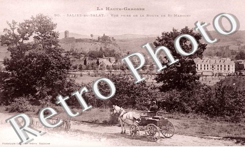 Vue prise de la route de Saint-Martory