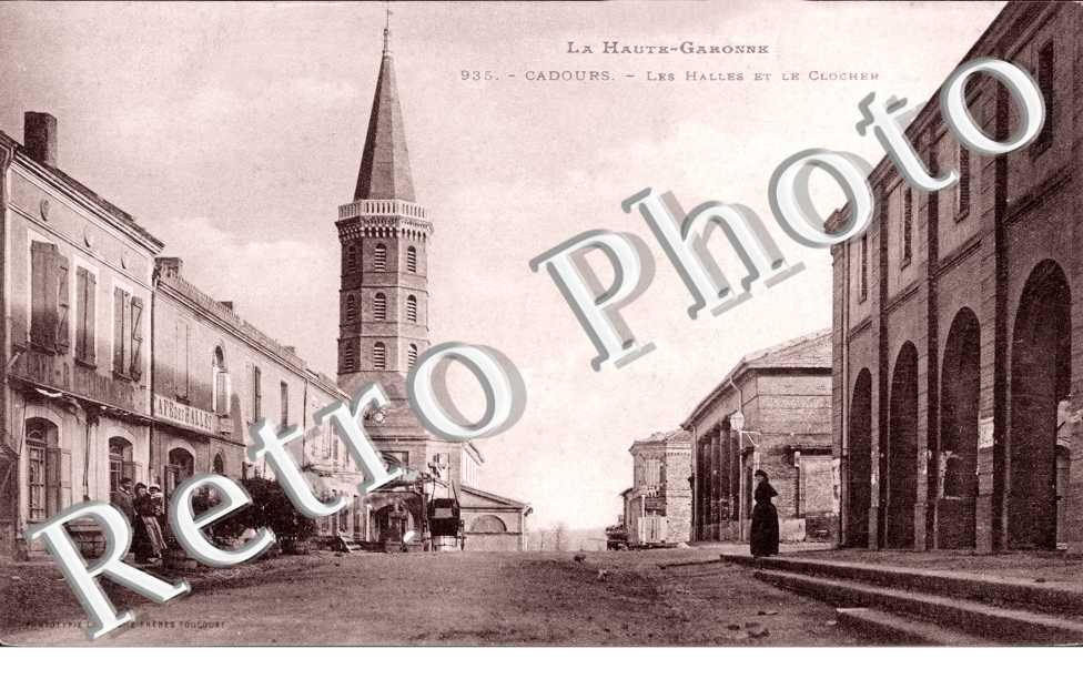 les halles et le clocher