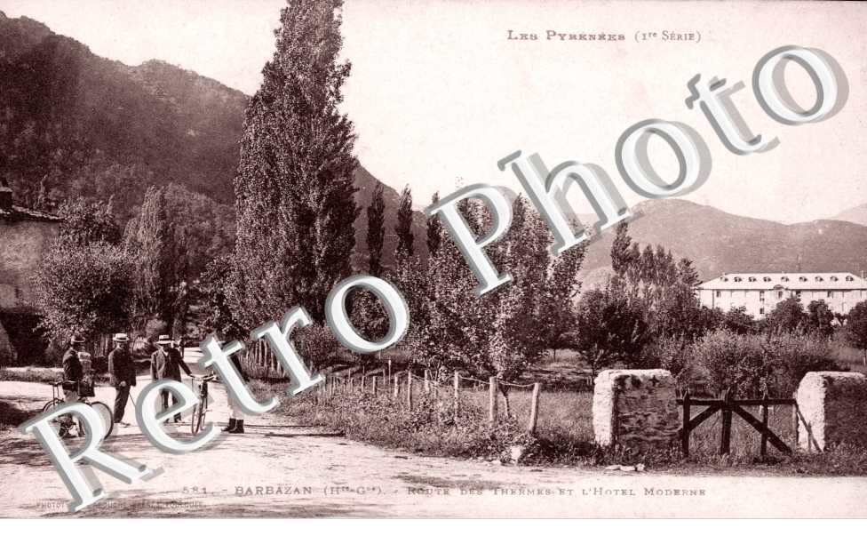 Route des thermes et l'hotel moderne