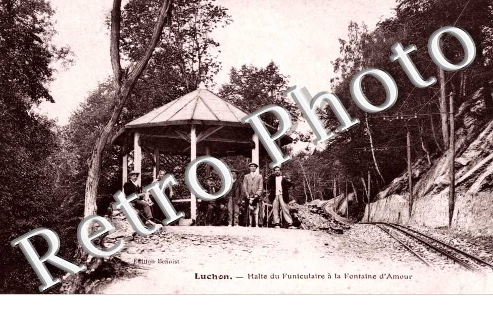 Halte du funiculaire a la fontaine d'amour