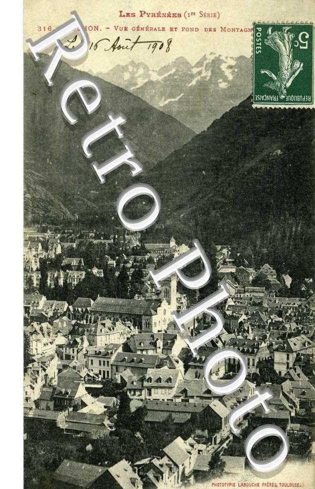 Vue Générale et fond des montagnes