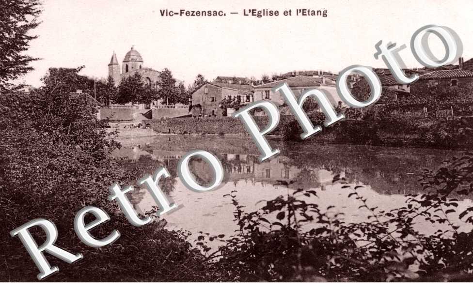 l' eglise et l' etang