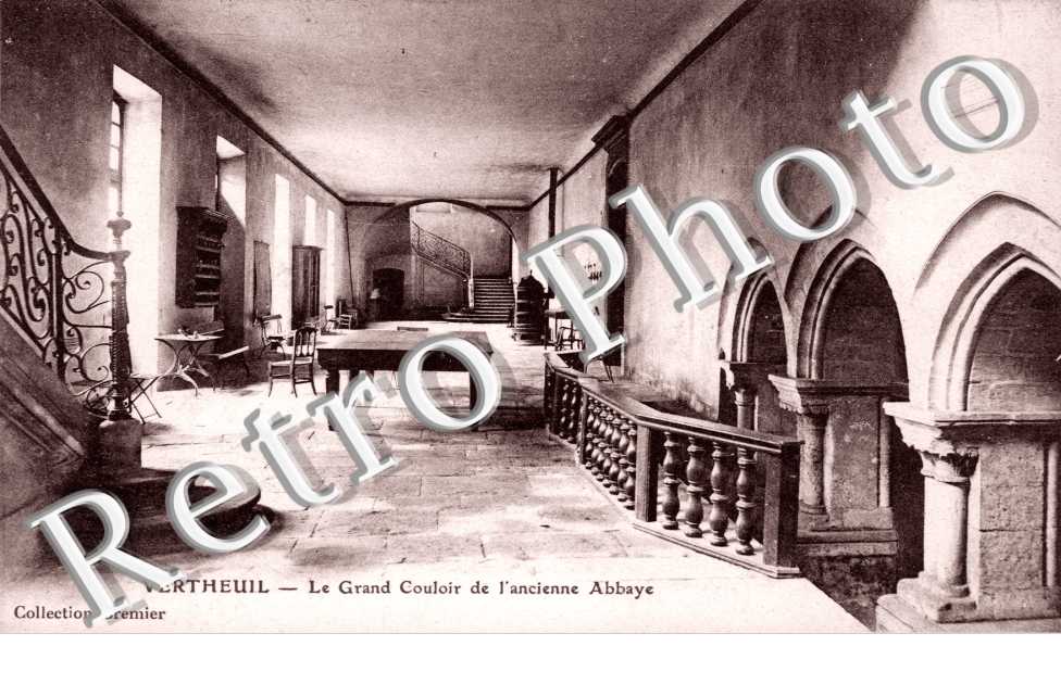 Le Grand Couloir de l'Ancienne Abbaye