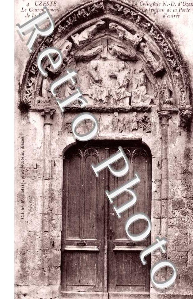 La collegiale - Tympan de la porte d'entree