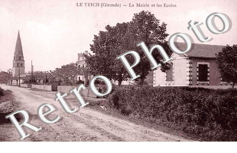 La mairie et les ecoles