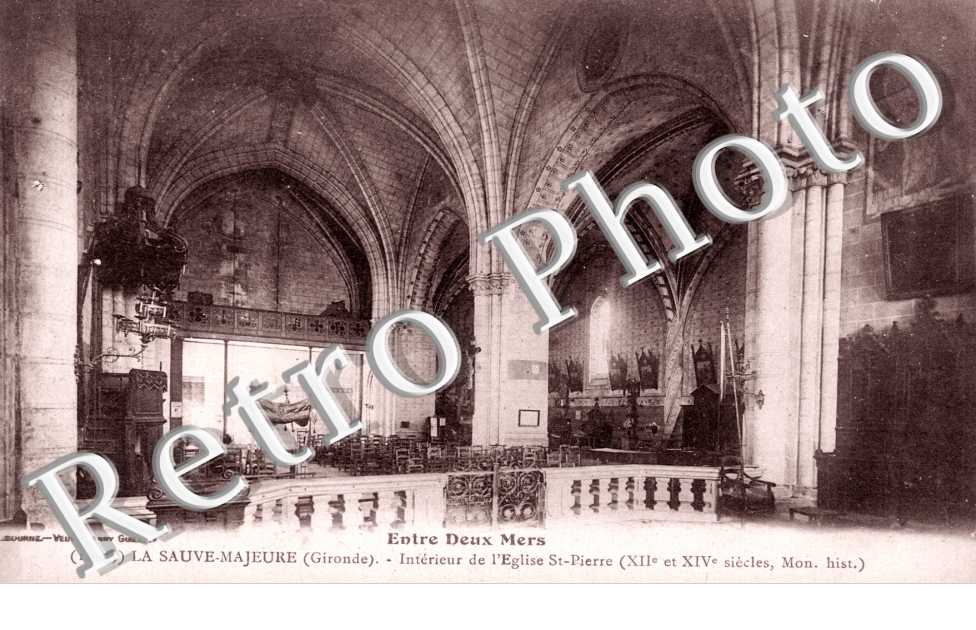 Interieur de l'Eglise St Pierre