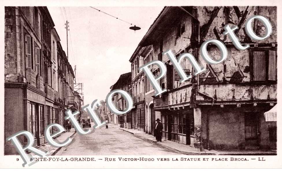 Rue Victor Hugo et la Place Boca