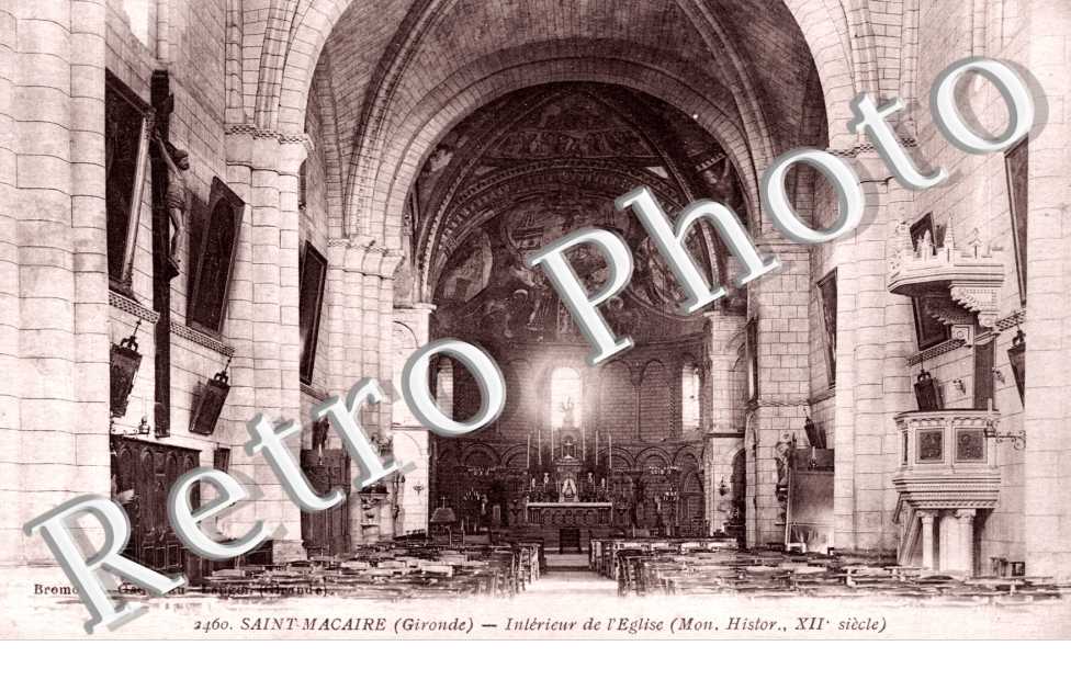Interieur de l'eglise