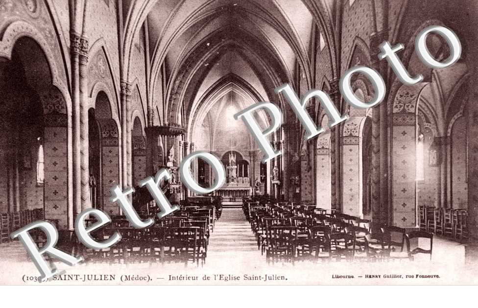 Interieur de l'eglise