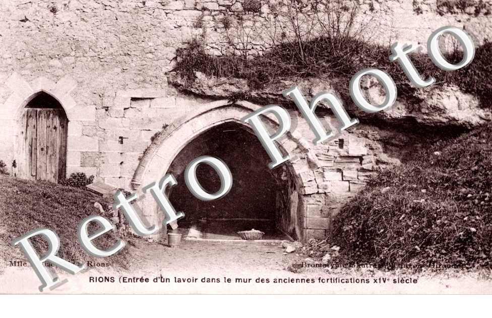 Entree d'un Lavoir dans les Fortifications