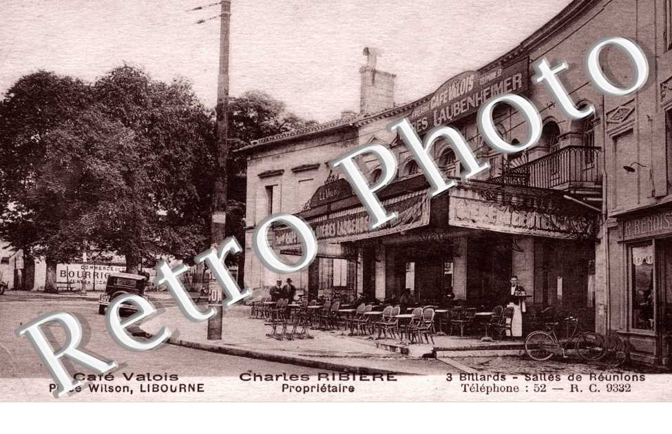 Place Wilson - Cafe Valois - Charles Ribiere proprietaire