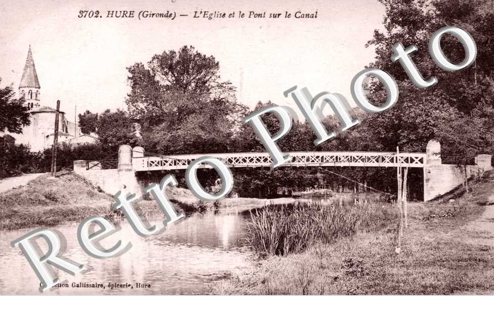 Eglise et Pont sur le Canal