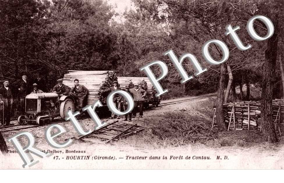 Tracteur dans la Foret de Contau