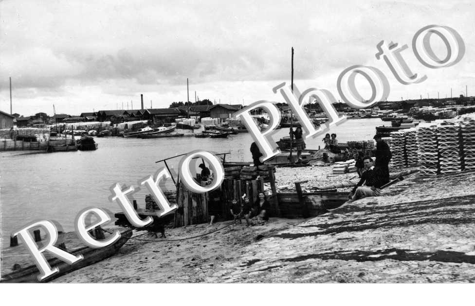 Le Port vu de la Jetee