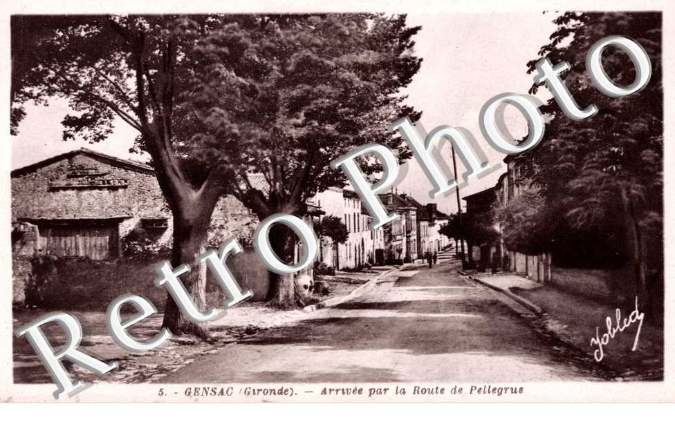 arrivee par la route de Pellegrue