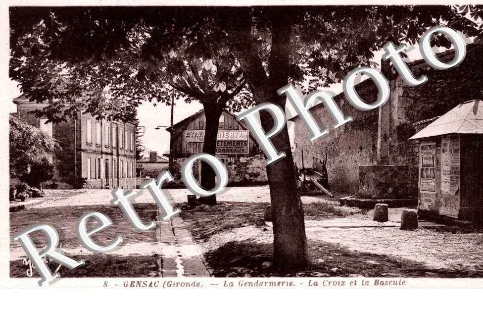 La Gendarmerie, La Croix et la Bascule