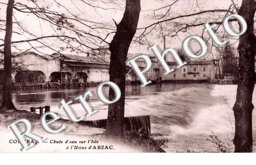 Chute d'eau sur l'Isle a l'Usine d'Abzac