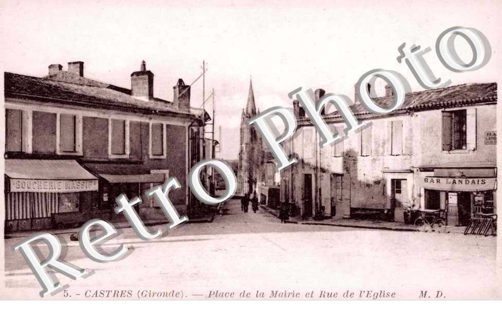 Place de la mairie et rue de l'eglise