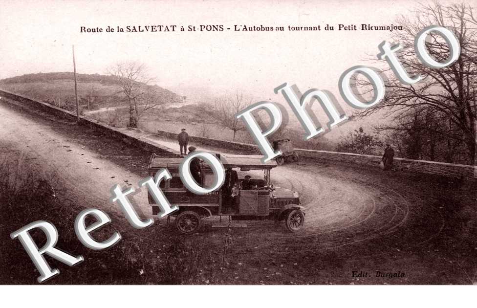 Route de St Pont, l'Autobus au Tournat du Petit Rieumajou