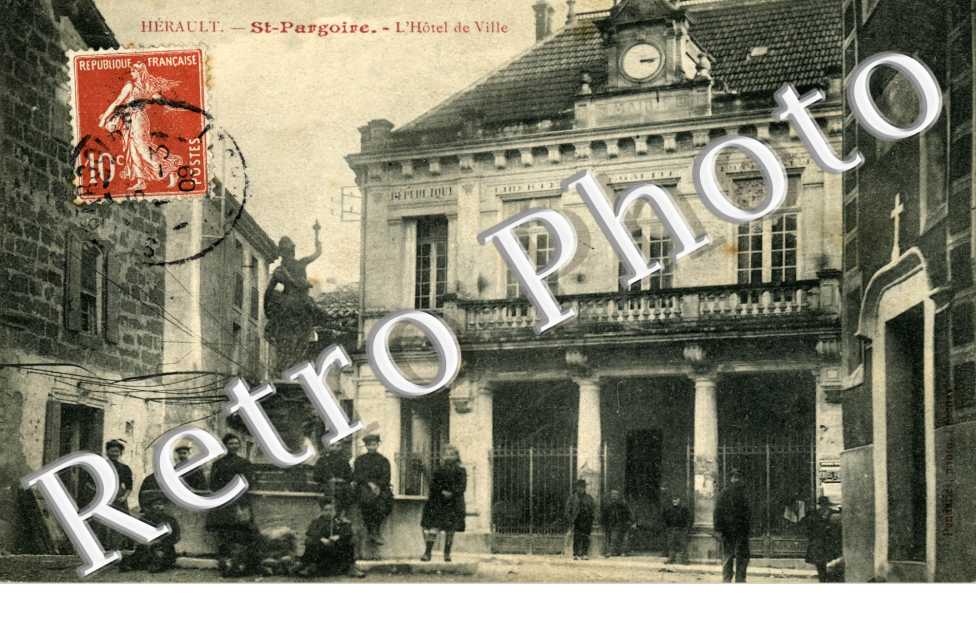 L'Hotel de Ville