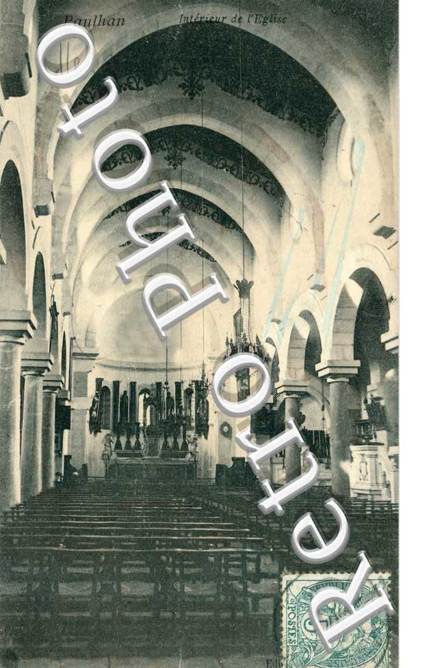 Interieur de l'eglise
