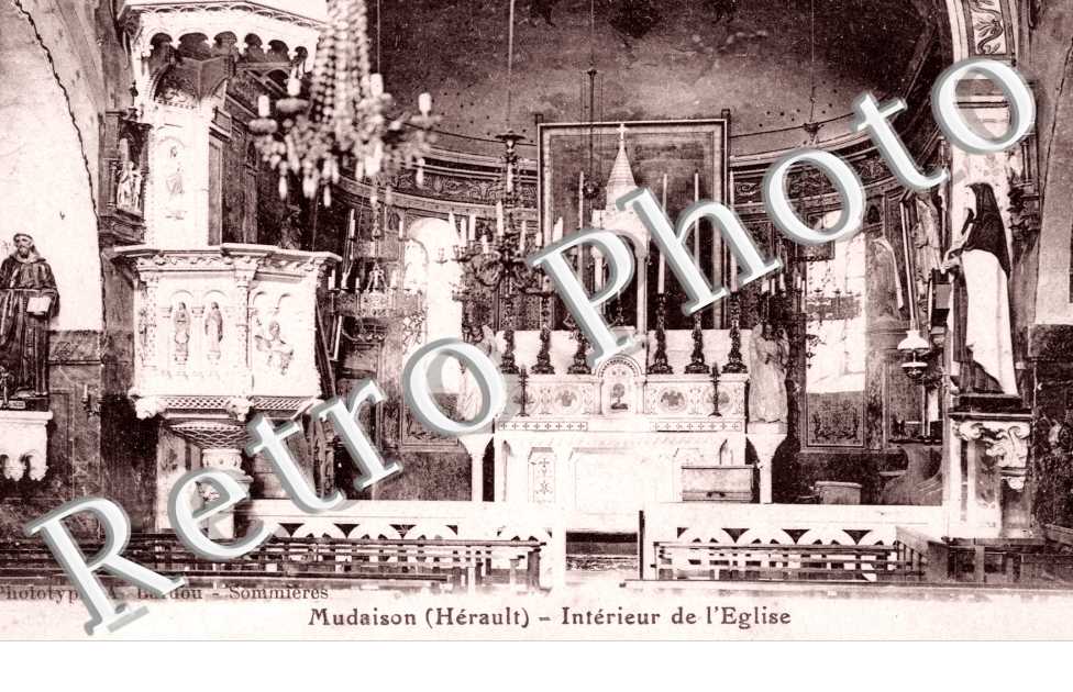 Interieur de l'eglise
