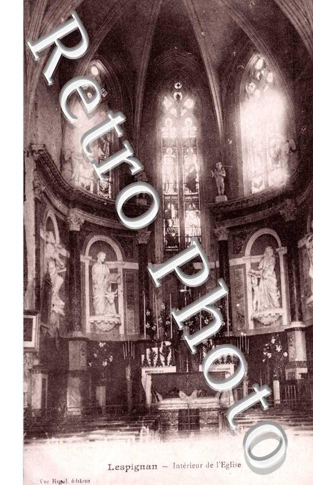 Interieur de l'eglise