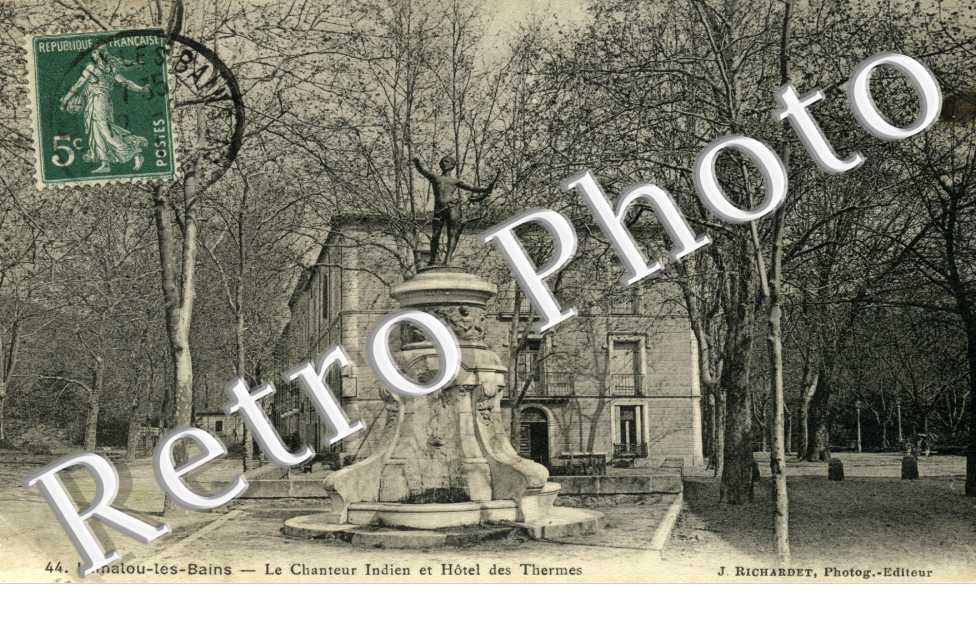 Chanteur indien et hotel des thermes