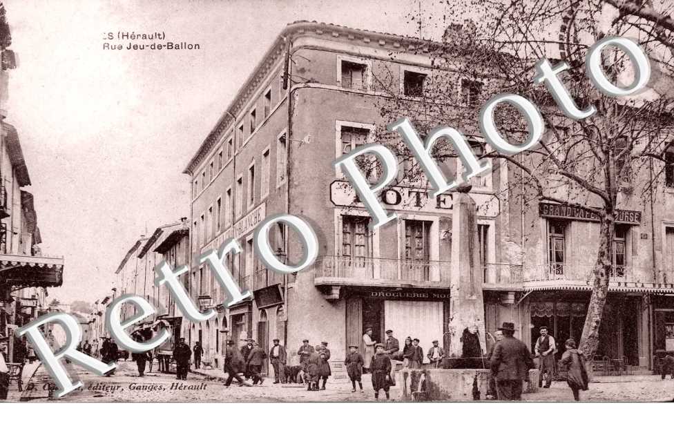 Rue Jeu de ballon